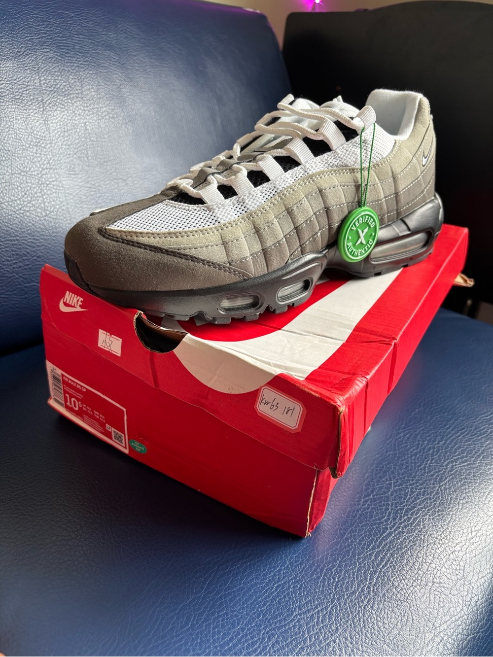 Nike Men's Air Max 95 Sneakers - Olive Green, Gray, White